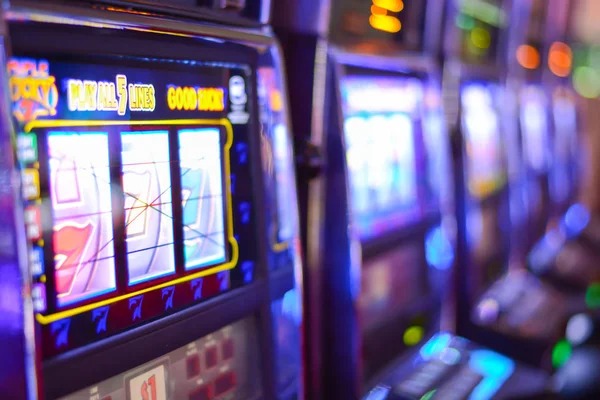 gampang88 Risk vs. Reward Timing